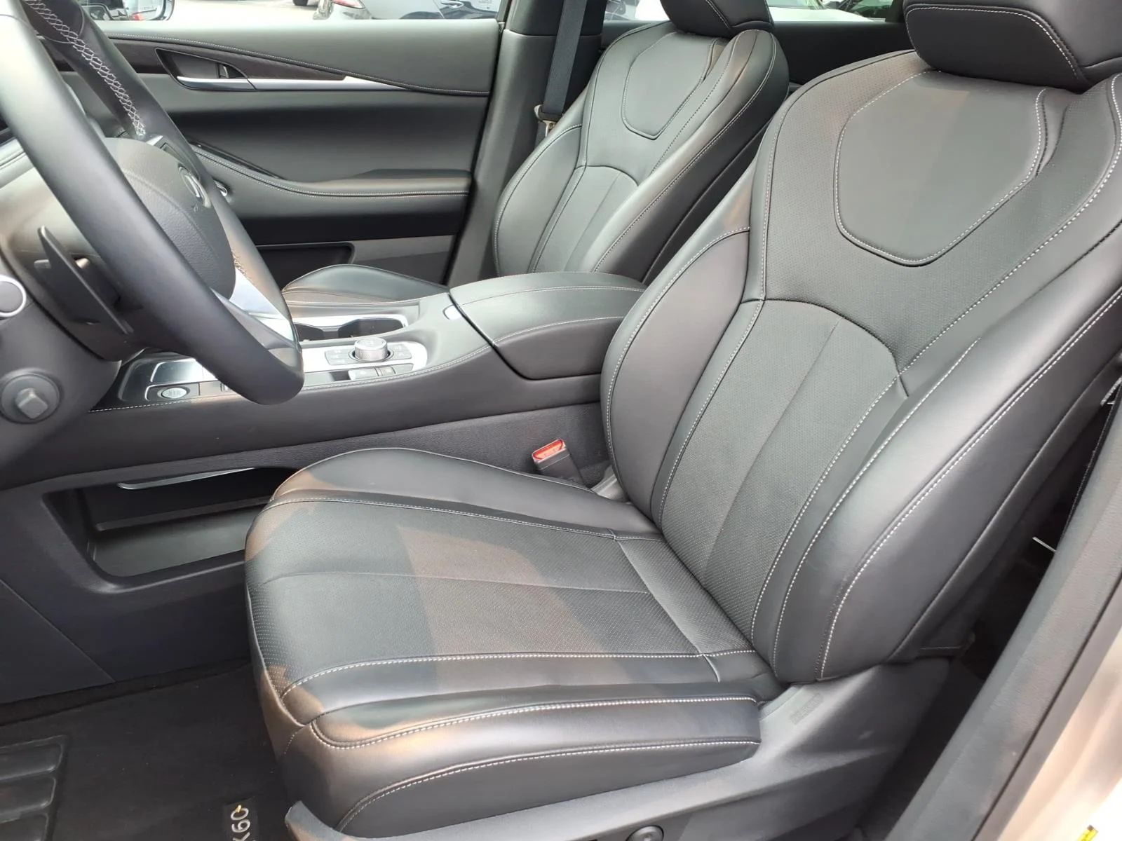 Certified Used 2025 Silver INFINITI Sensory image 21