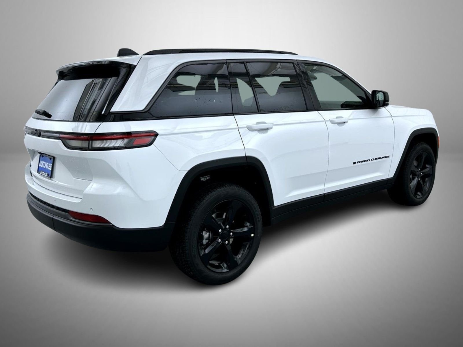 New 2026 Bright White Clear-Coat Exterior Paint Jeep Limited image 5