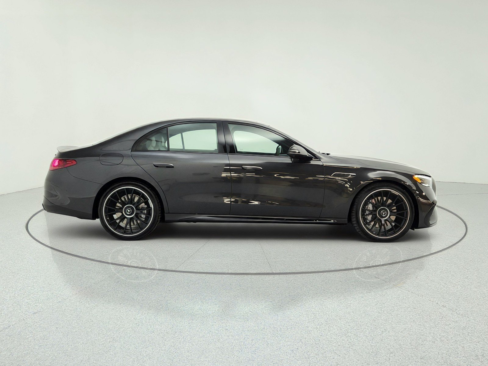 New 2026 Graphite Grey Metallic Mercedes-Benz AMG® E 53 E 4MATIC+ Sedan image 19
