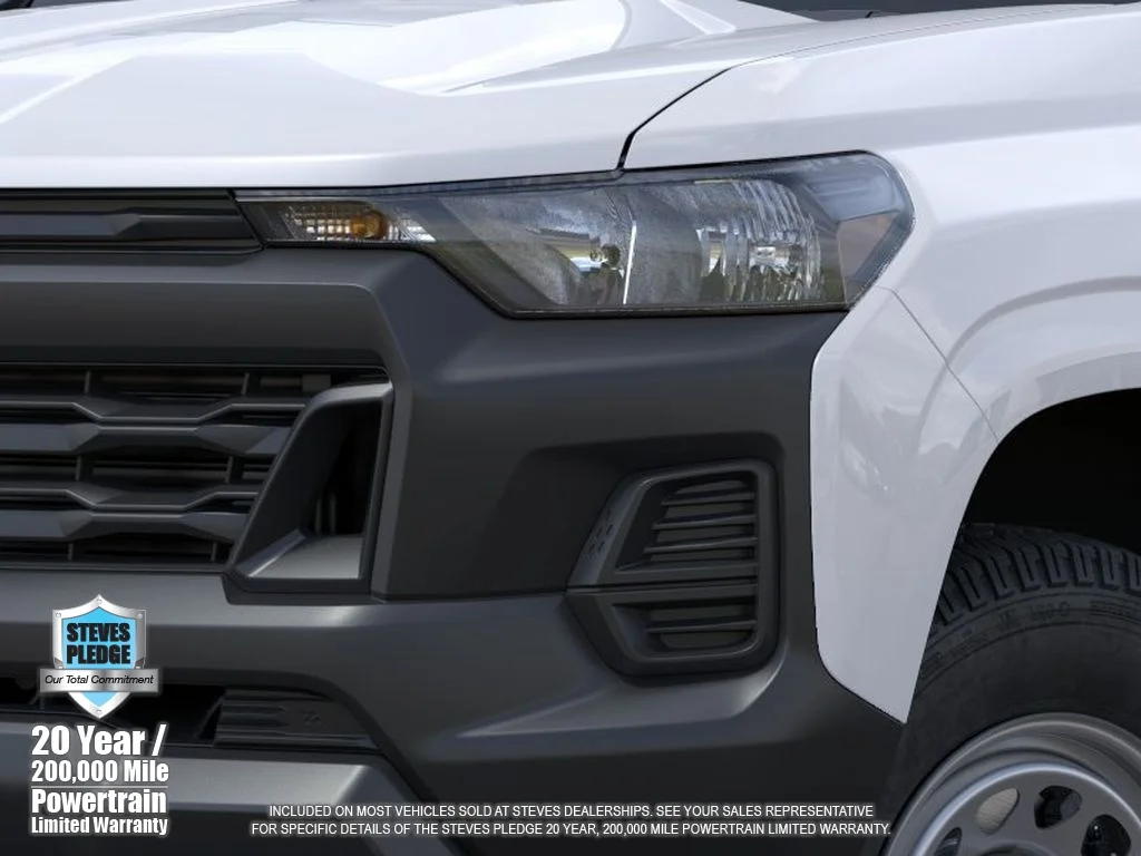 New 2026 Summit White Chevrolet WT image 10