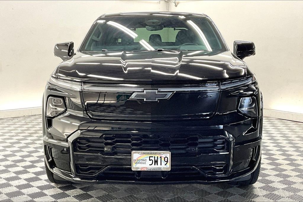 Used 2024 Chevrolet Silverado EV RST with VIN 1GC40ZEL0RU301141 for sale in Honolulu, HI