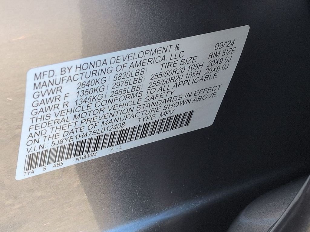 Certified Used 2025 Silver Acura Technology Package image 34