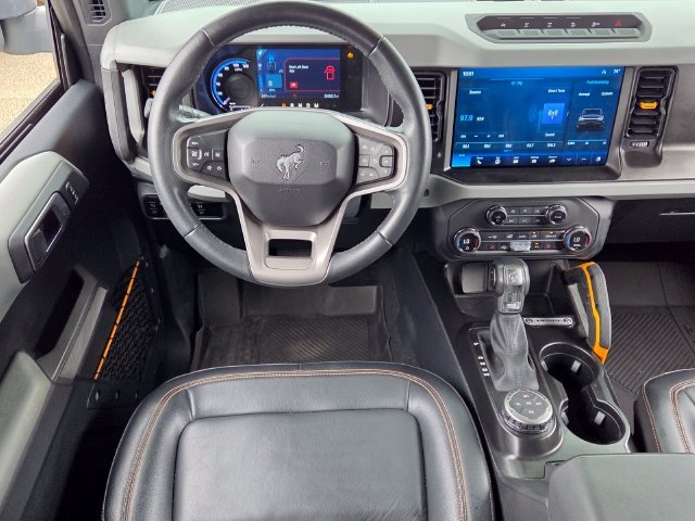 Used 2023 Gray Ford Badlands image 7