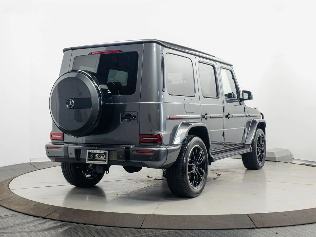 Certified Used 2025 MANUFAKTUR Graphite Metallic Mercedes-Benz G 550 image 32