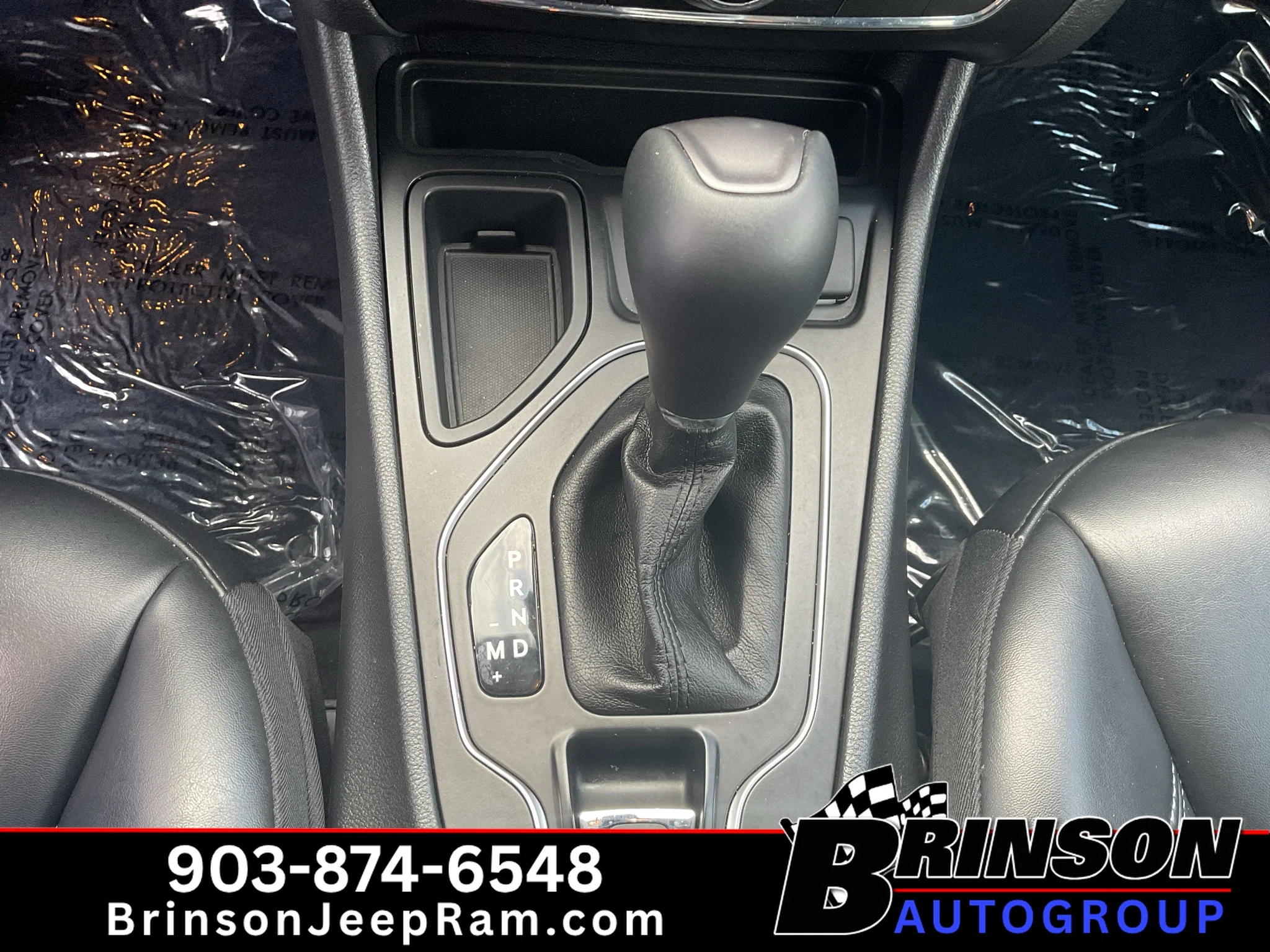 Used 2020 Velvet Red Pearlcoat Jeep Latitude Plus image 27