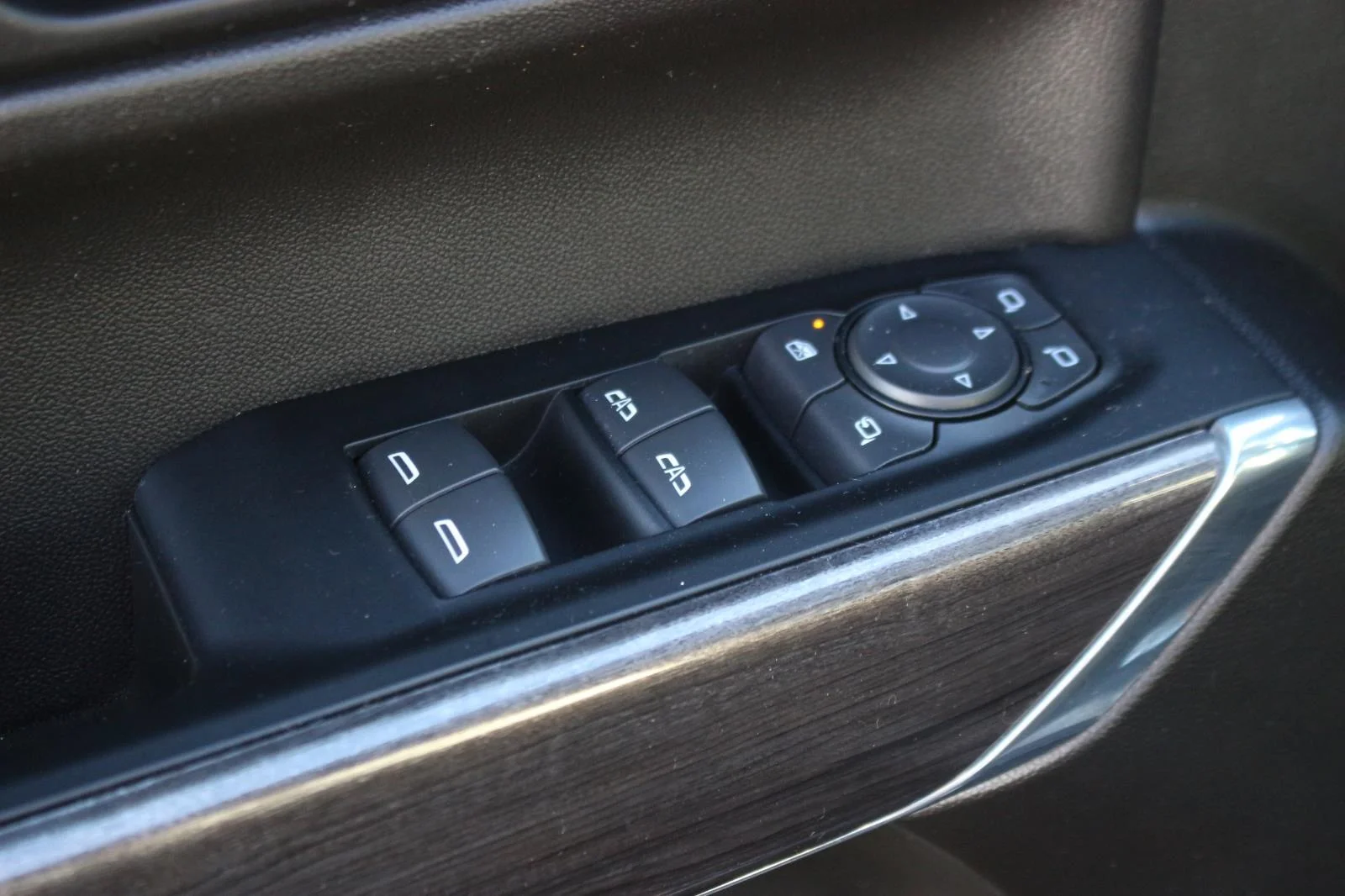 Used 2022 Black Chevrolet LTZ image 16