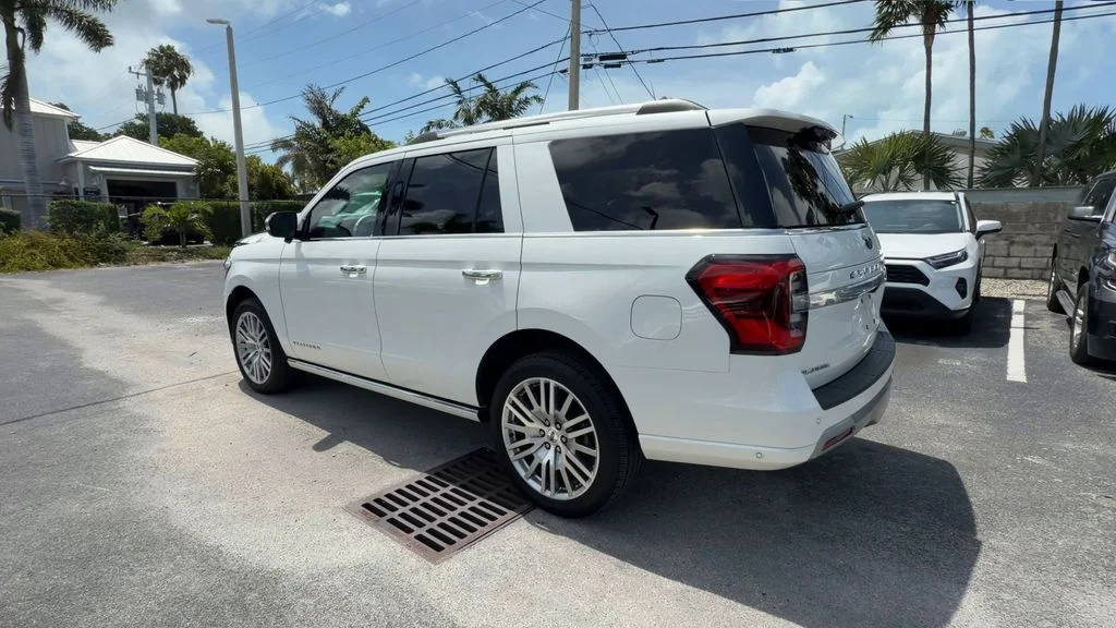 Used 2024 White Ford Platinum image 6
