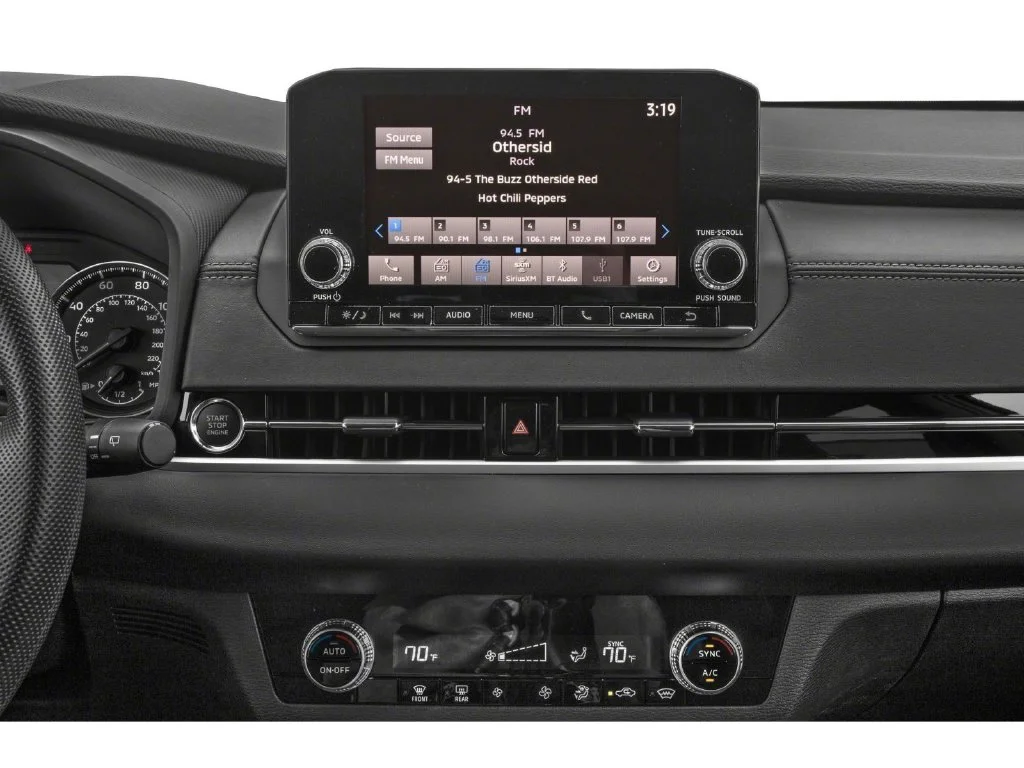 Used 2022 Silver Mitsubishi ES image 7