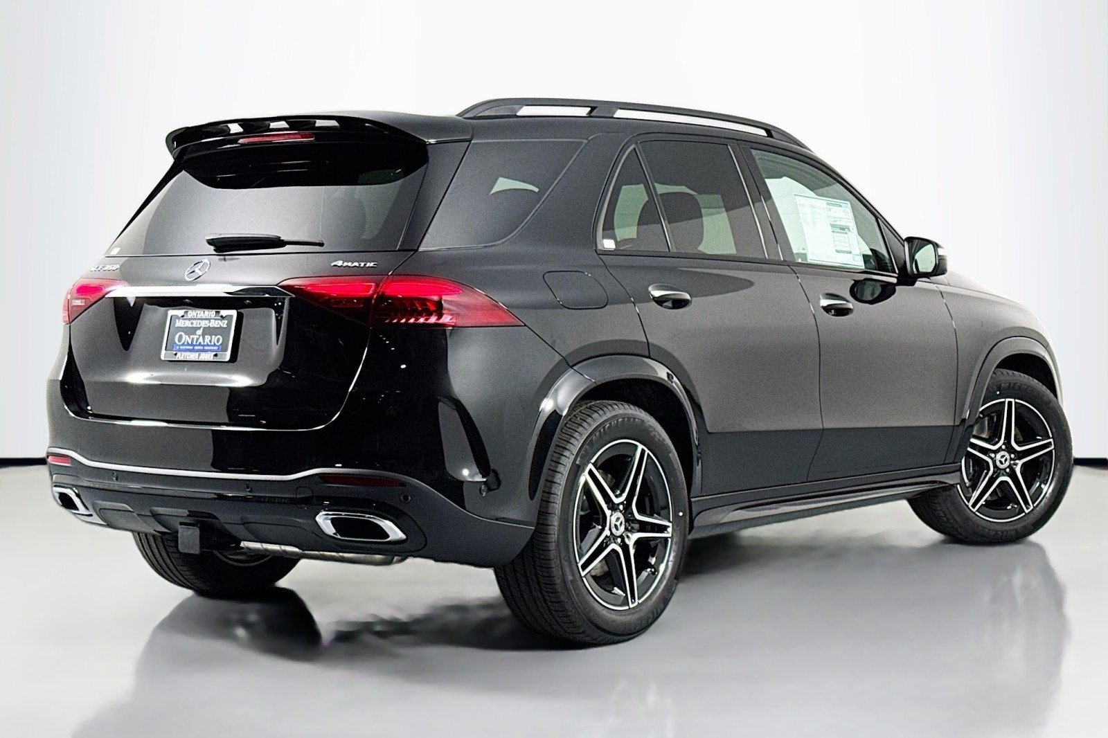 New 2026 Obsidian Black Metallic Mercedes-Benz GLE 350 4MATIC® SUV image 7