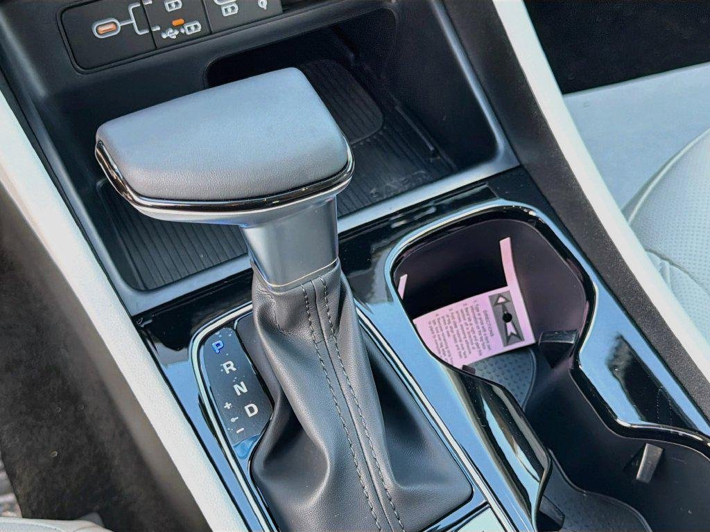 New 2026 Ecotronic Gray Hyundai SEL Premium FWD image 13