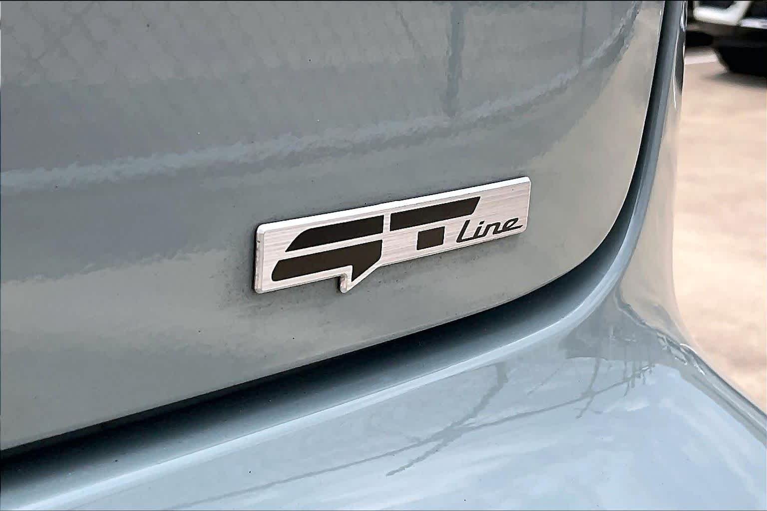 Used 2025 Morning Haze Kia GT-Line image 9
