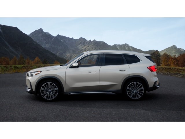 New 2026 Dune Grey Metallic BMW xDrive28i image 4