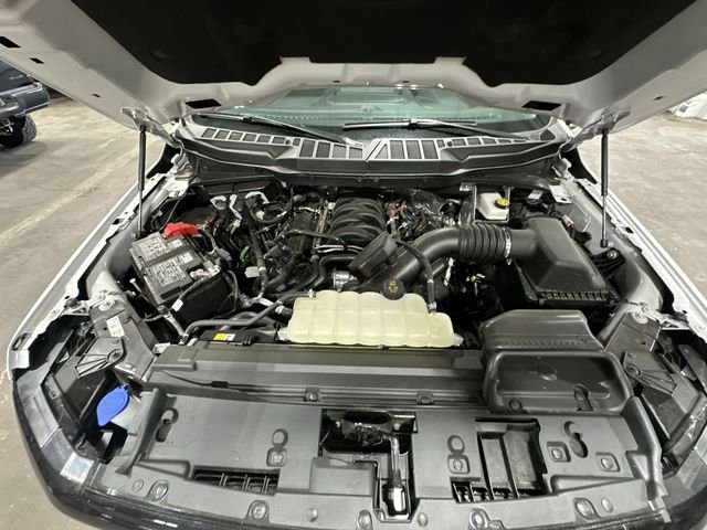 Used 2026 Oxford White Ford XLT image 22