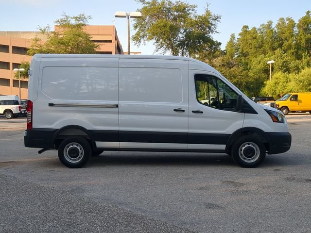 New 2026 Oxford White Ford Cargo Van image 101
