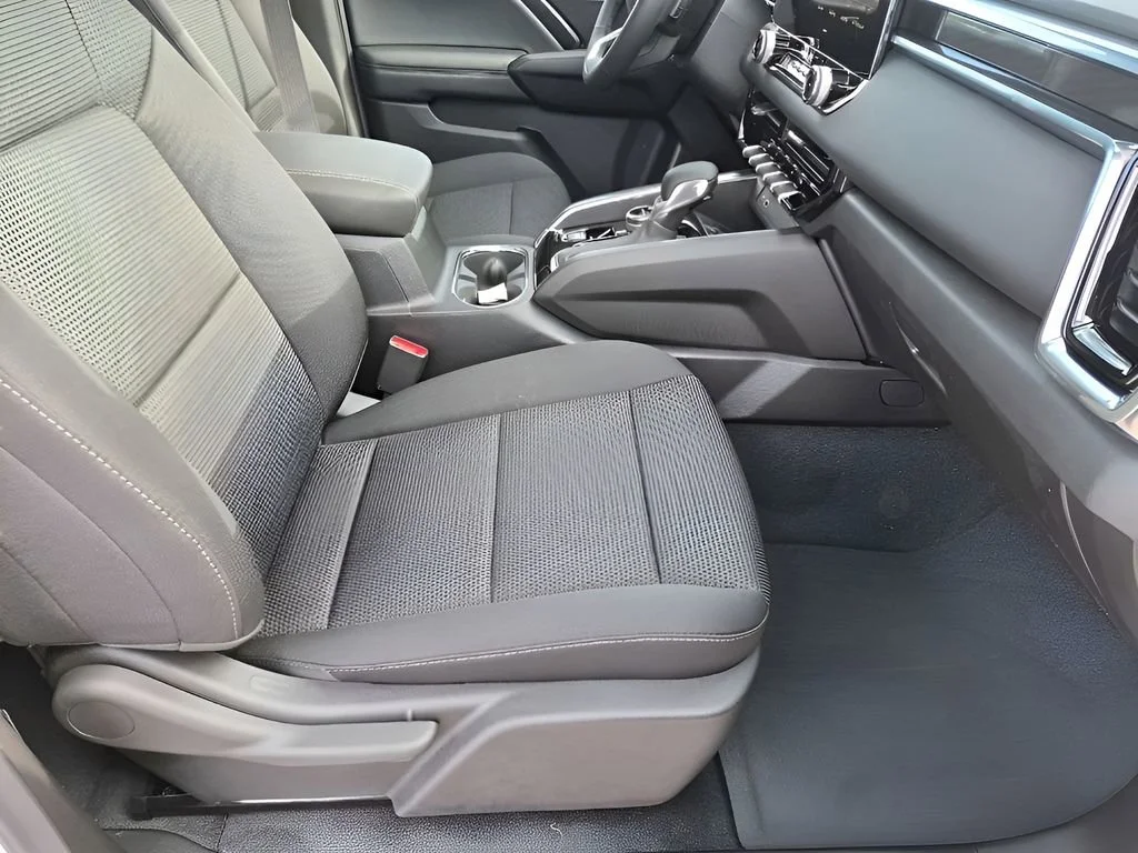 New 2026 Summit White GMC Elevation image 16