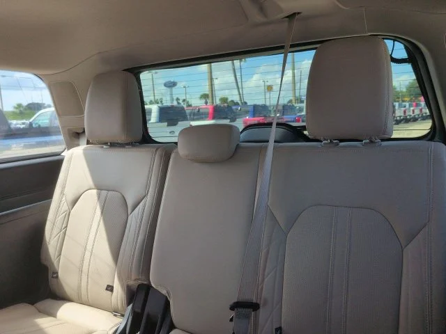 Certified Used 2024 Oxford White Ford Platinum image 15