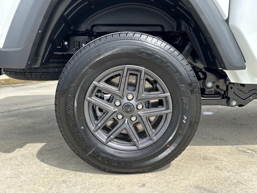 New 2026 Bright White Clear-Coat Exterior Paint Jeep Sport image 15