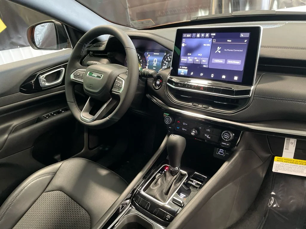 New 2026 Joose Exterior Paint Jeep Latitude Altitude image 26