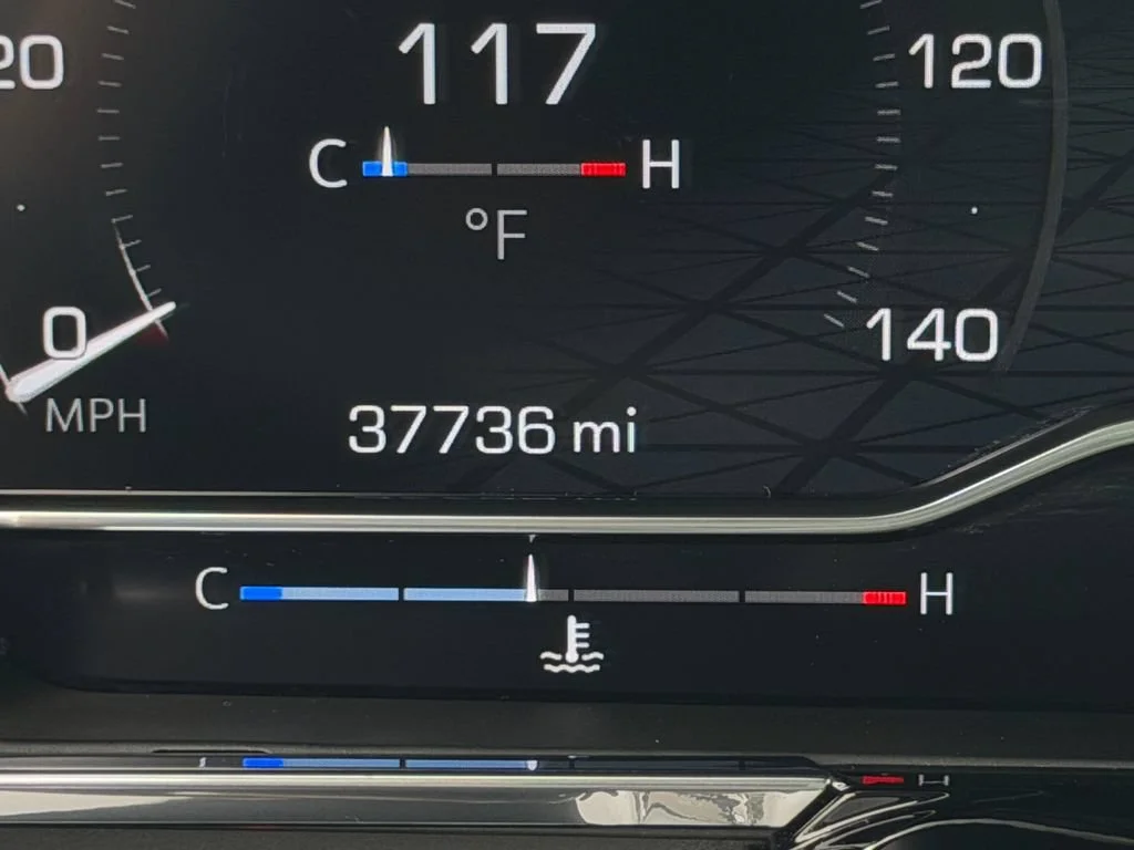 Used 2024 Downpour Metallic GMC SLE image 19