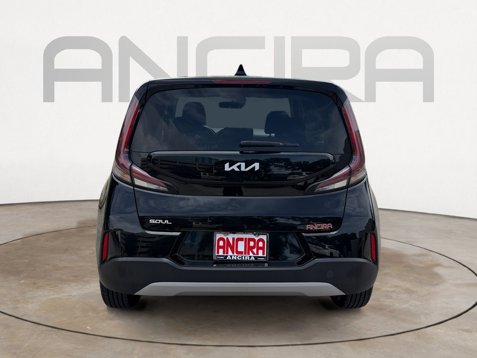 Used 2023 Fusion Black Kia LX image 9