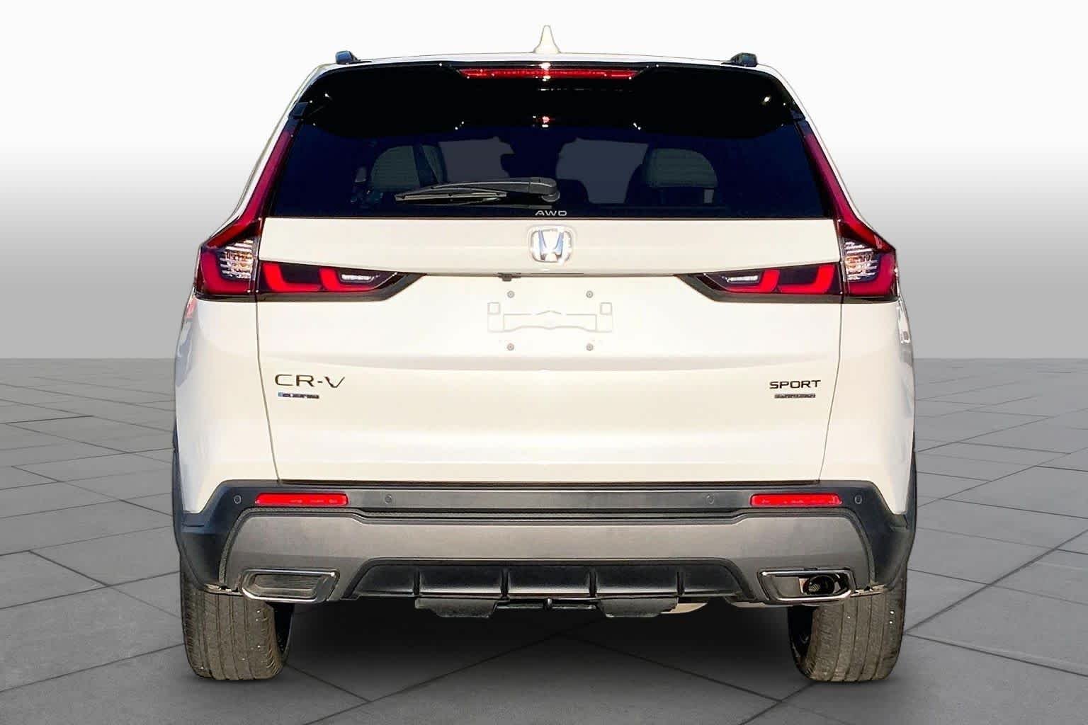 Used 2025 Platinum White Pearl Honda Sport Touring image 5