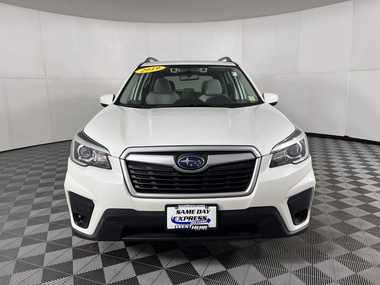 Used 2019 Crystal White Pearl Subaru Premium image 20