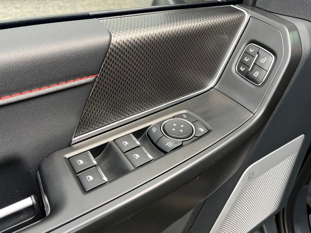 Used 2025 Green Ford Raptor image 13