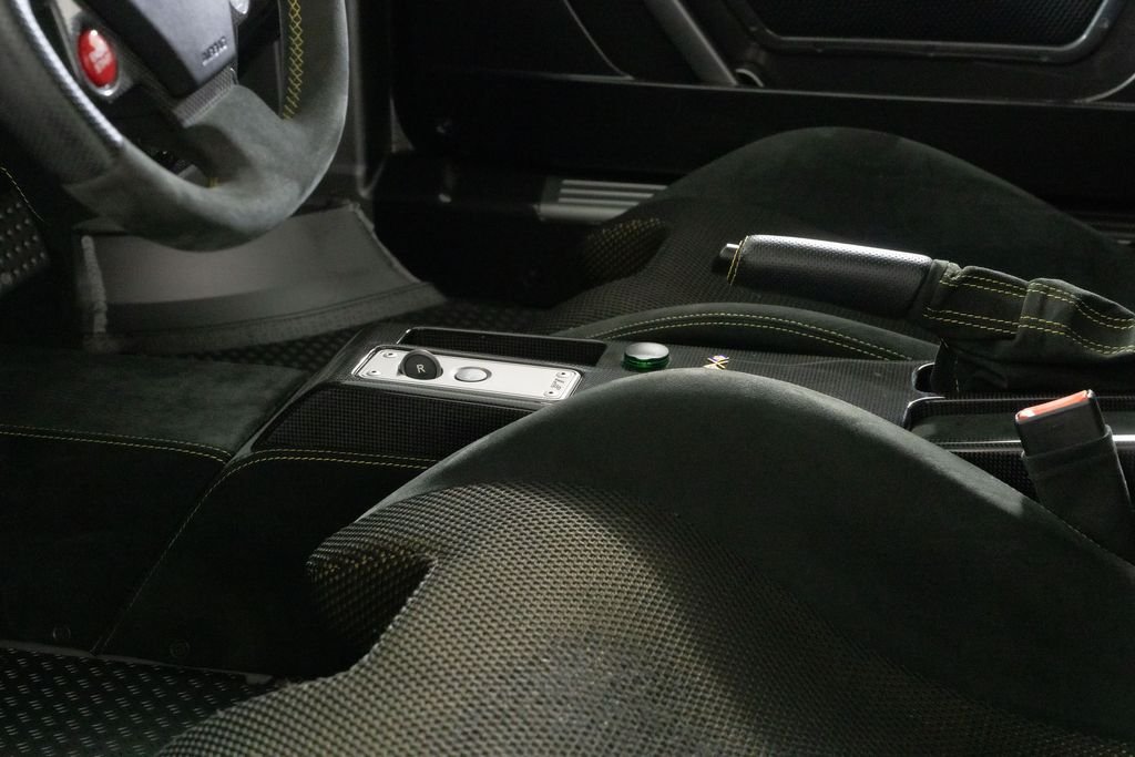 Used 2009 Gray Ferrari Scuderia image 6