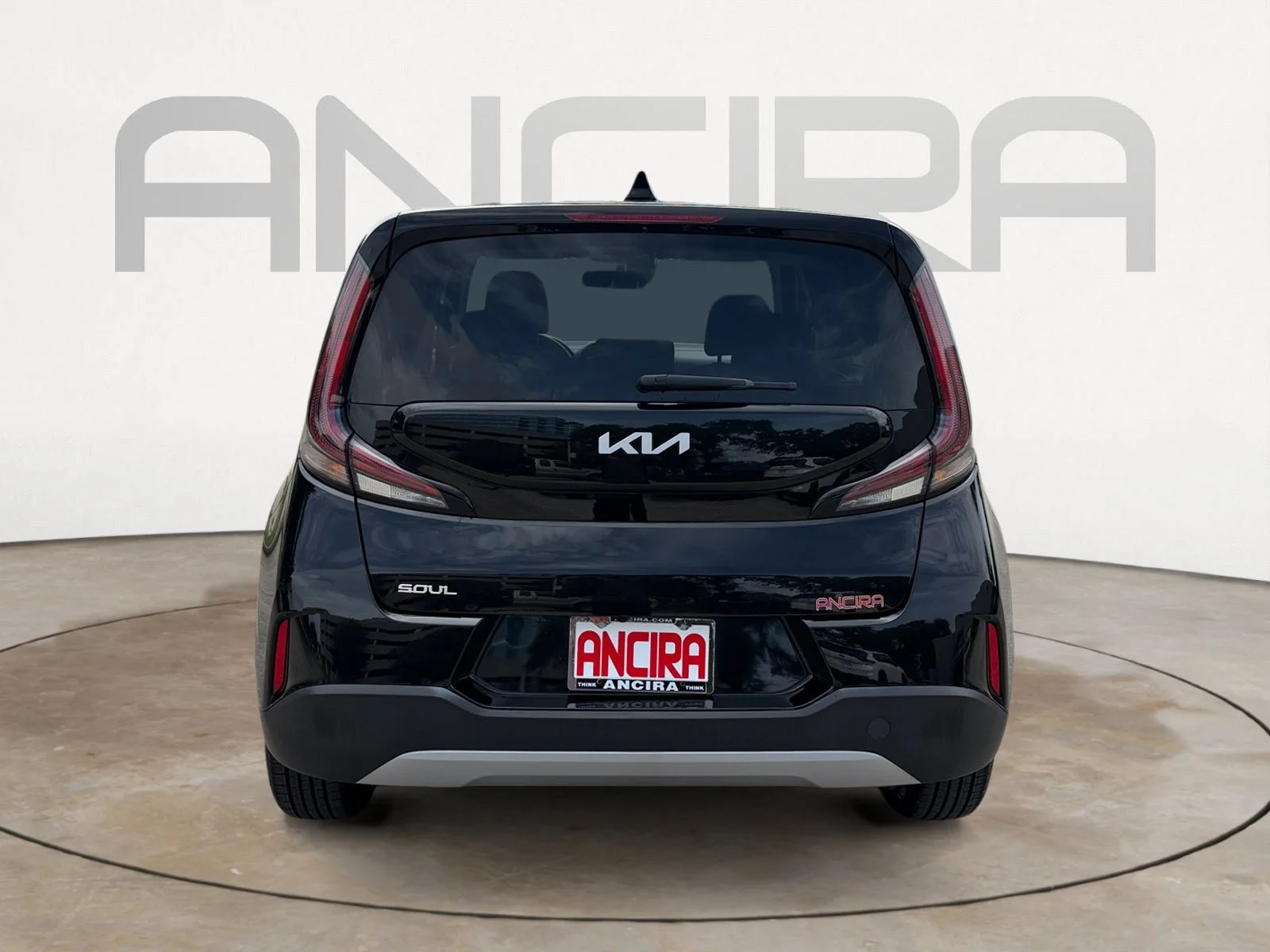 Used 2023 Fusion Black Kia LX image 9