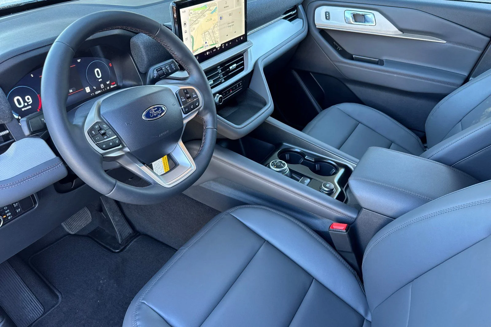 New 2026 Space White Metallic Ford Active image 12