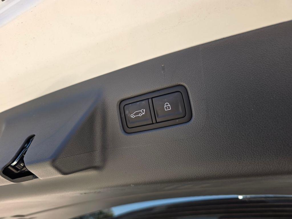 New 2026 White Hyundai SE AWD image 11