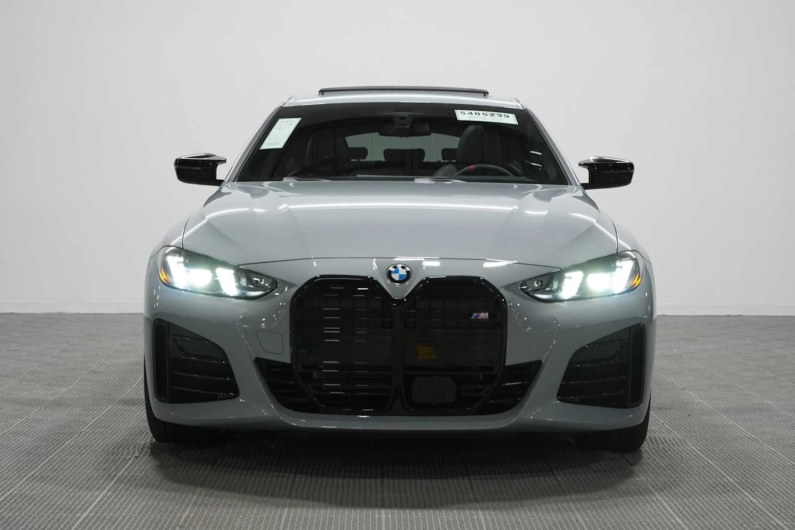 New 2026 Brooklyn Grey Metallic BMW M440i image 3