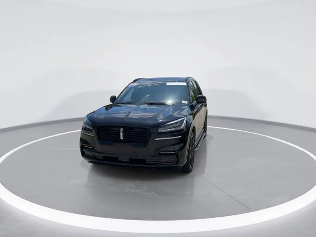 Used 2023 Black Lincoln Reserve image 2