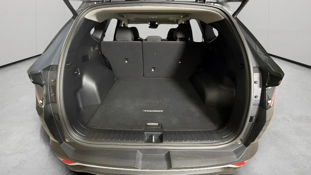 Used 2022  Hyundai SEL image 29