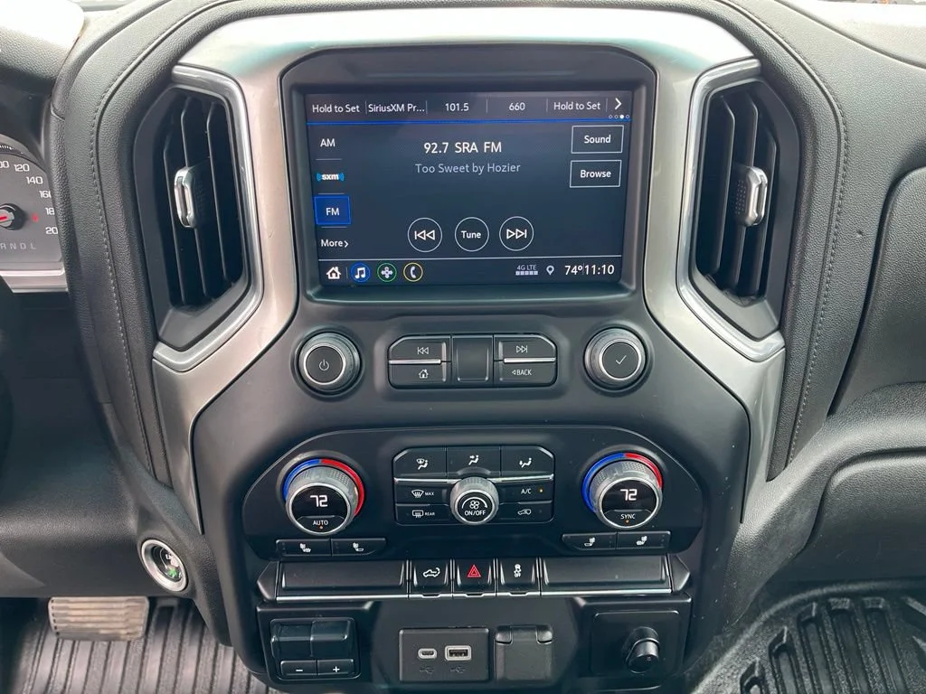 Used 2022 Summit White Chevrolet LT image 12