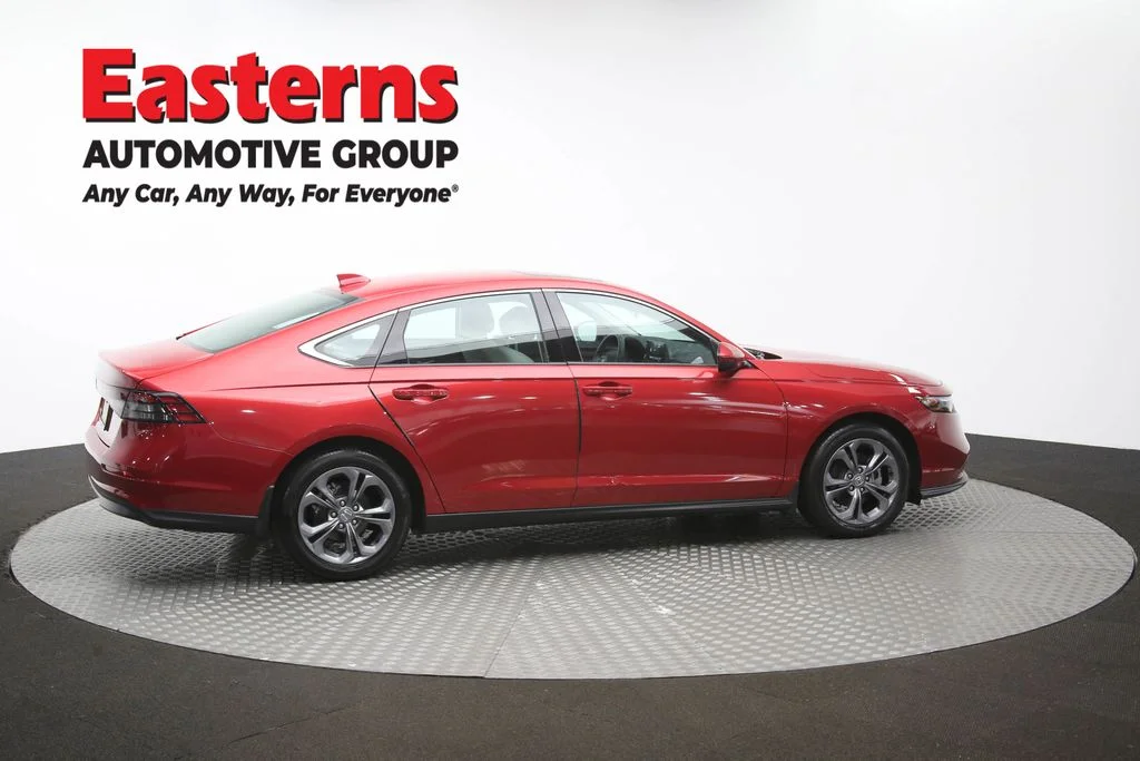Used 2023 Red Honda EX image 43