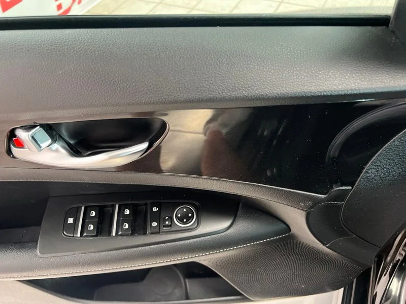 Used 2023 Black Kia GT-Line image 19