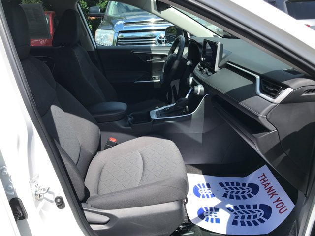 Used 2023 Ice Cap Toyota Hybrid XLE image 26