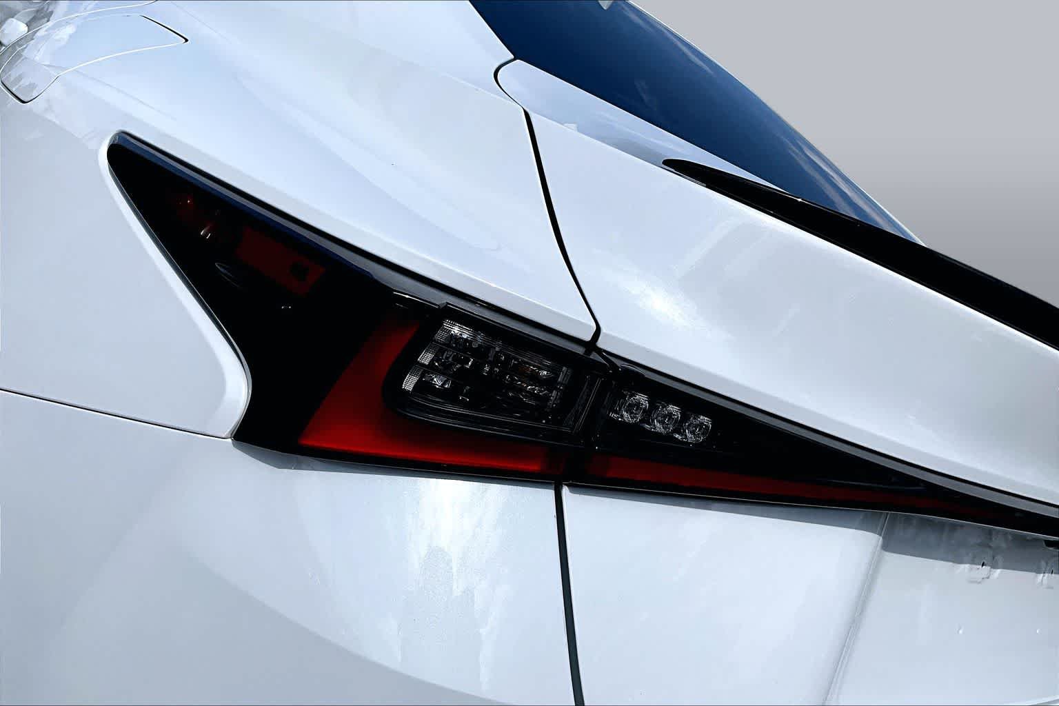 Used 2022 Ultra White Lexus F SPORT image 29