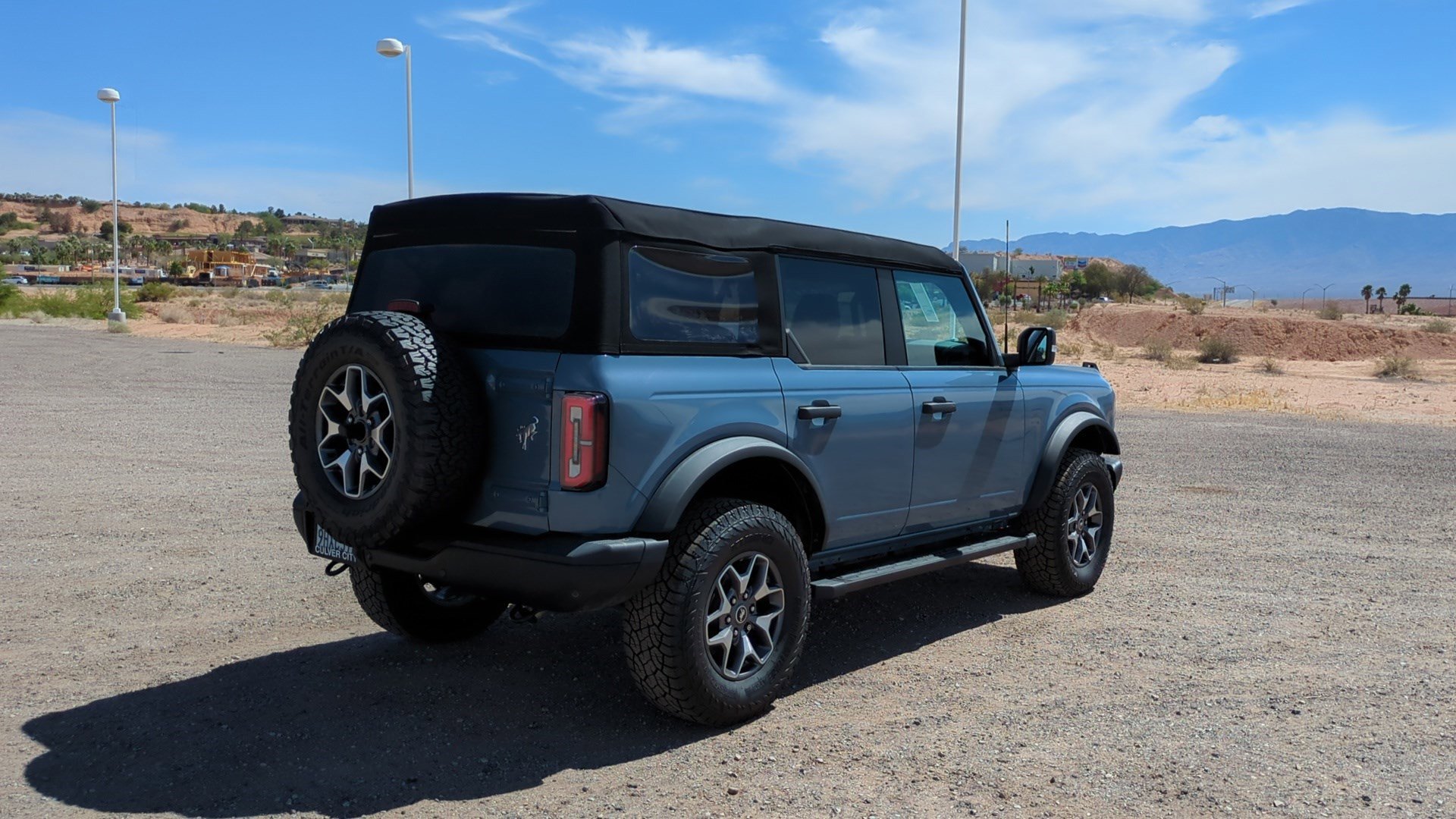 Used 2023 Azure Gray Metallic Tri-Coat Ford Badlands image 3