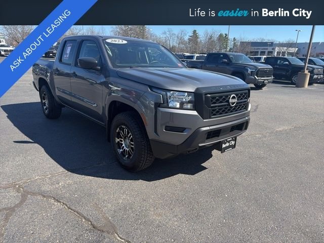 2023 Nissan Frontier S Crew Cab 4x4's photo