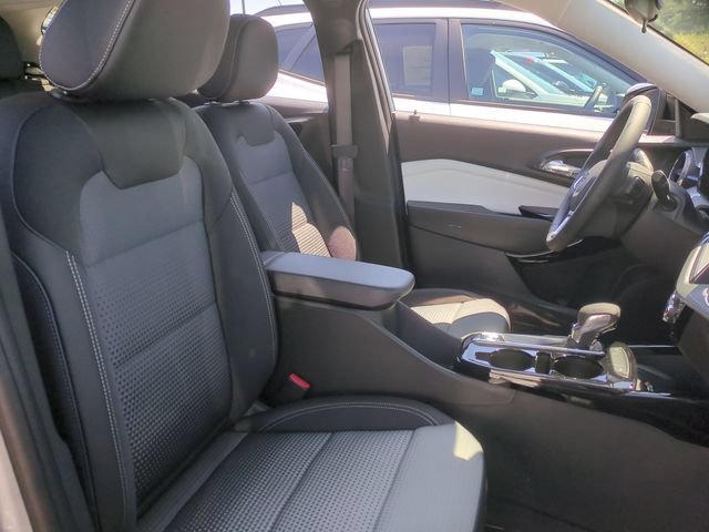2026 Chevrolet Trax LT - Photo 31