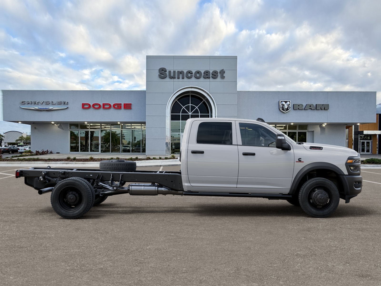 New 2026 Bright White Clear-Coat Exterior Paint RAM Tradesman image 21