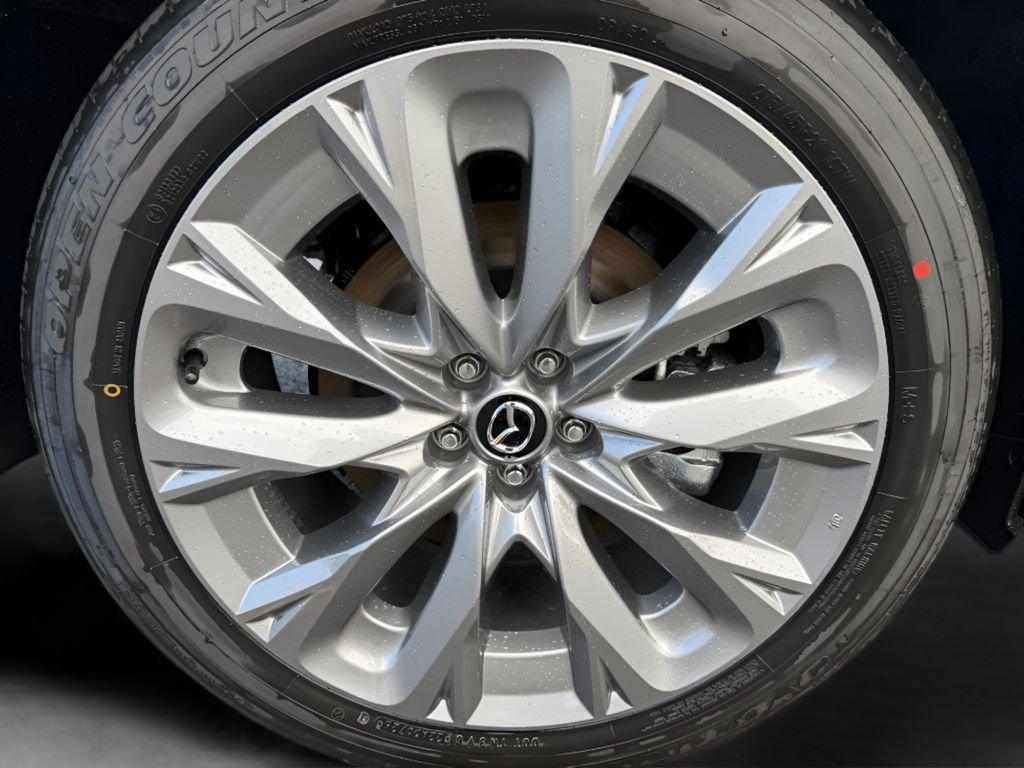 New 2026 Platinum Quartz Metallic Mazda 3.3 Turbo Preferred image 28