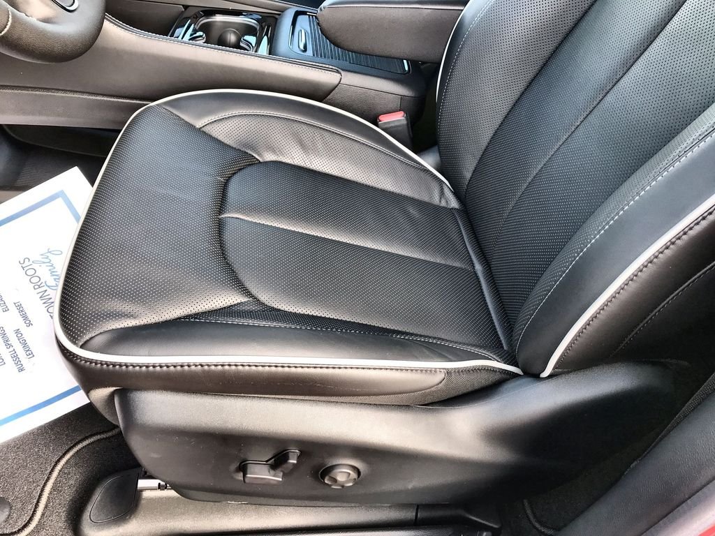 2026 Chrysler Pacifica Limited - Photo 12