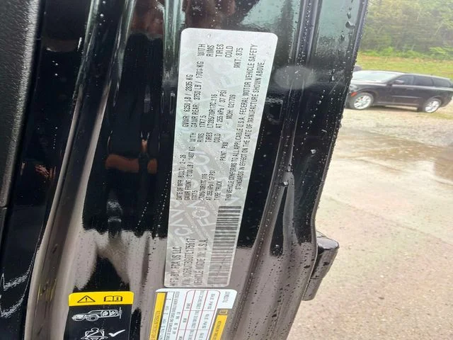 New 2026 Black Clear-Coat Exterior Paint Jeep Rubicon image 30