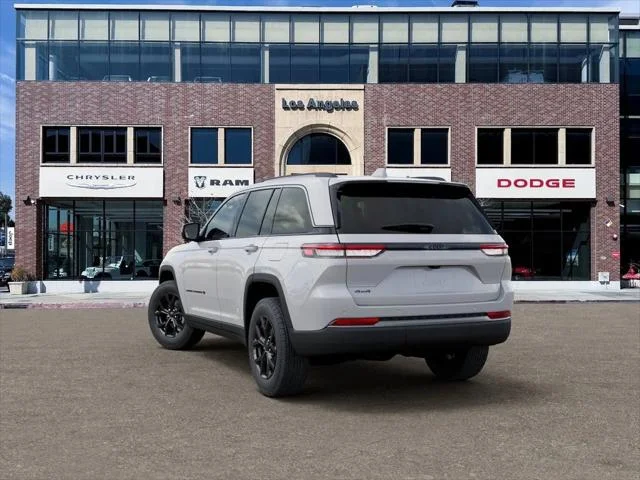 New 2026 Bright White Clear-Coat Exterior Paint Jeep Laredo image 3