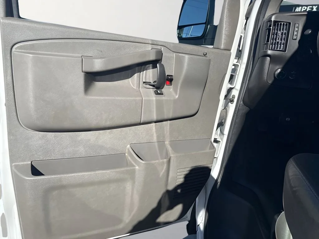 Used 2023 Summit White Chevrolet WT image 22