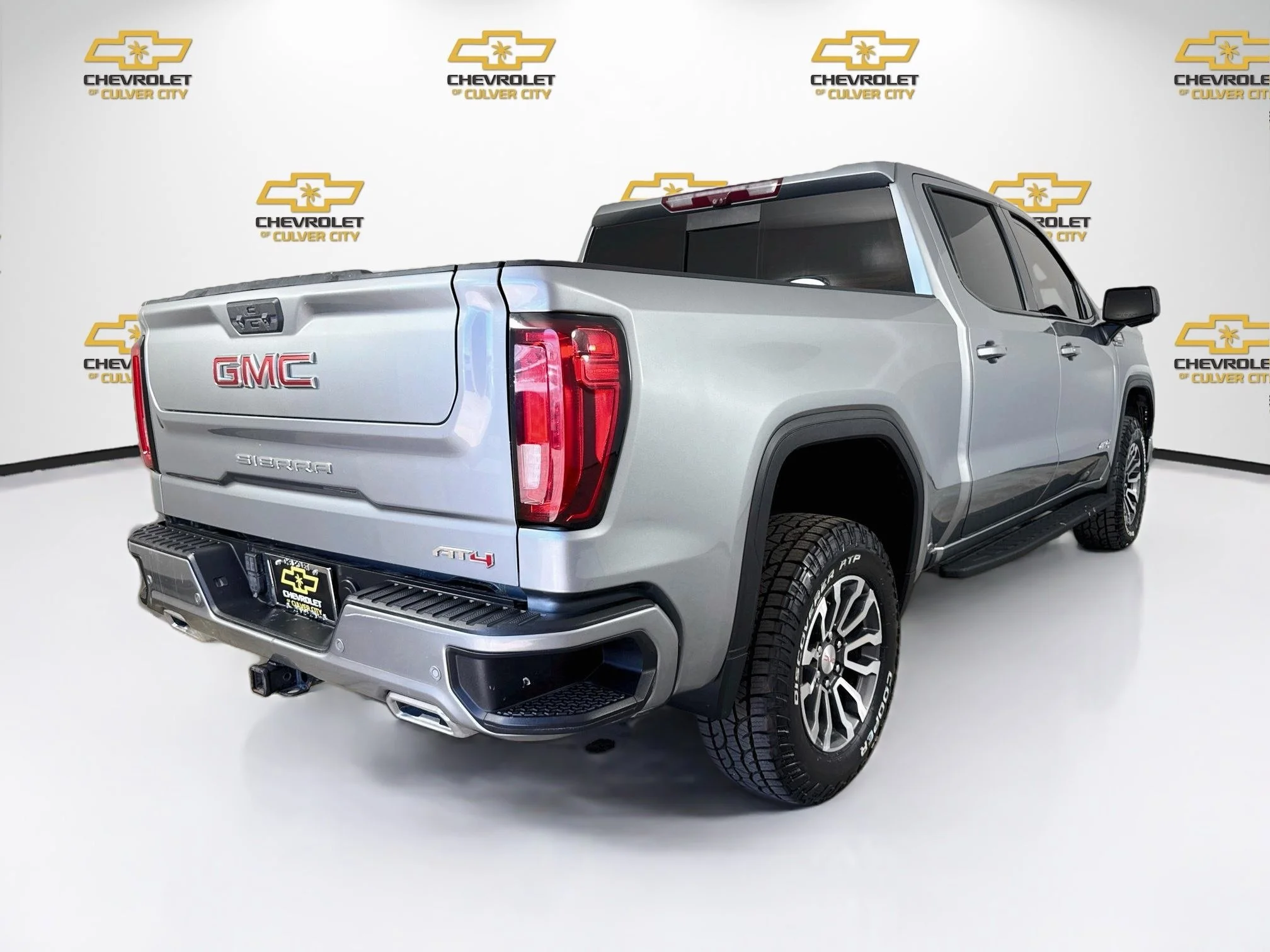 Used 2023 STERLING METALLIC GMC AT4 image 8