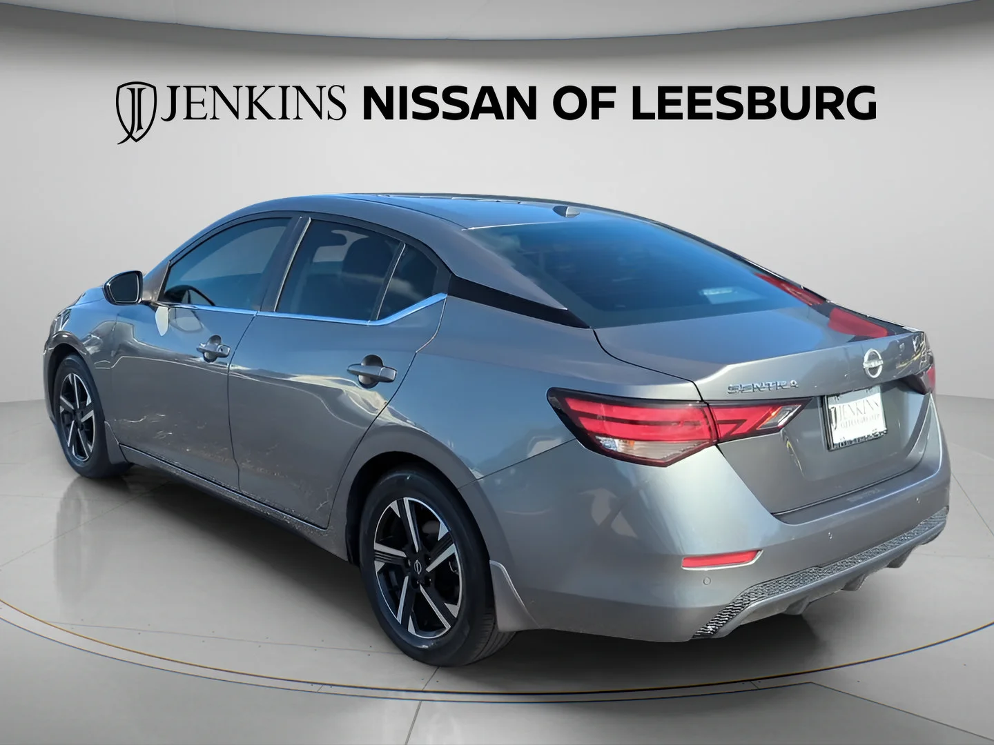 Used 2024 Gun Metallic Nissan SV image 7